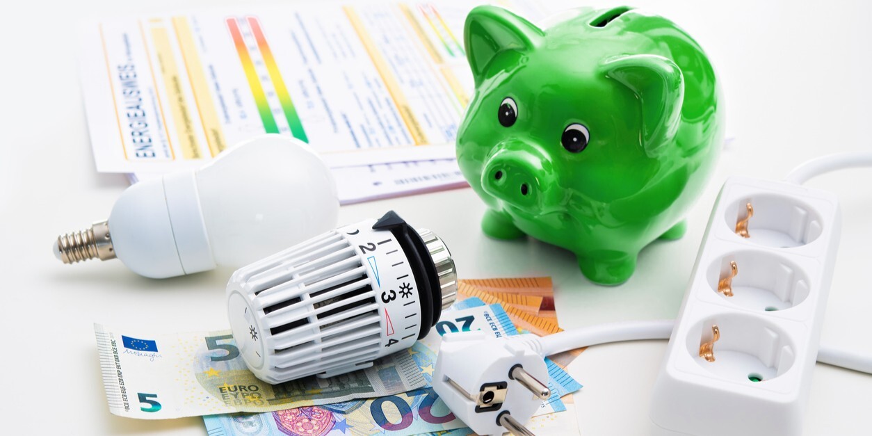 Energopomoc, zelené prasiatko a ceny elektriny